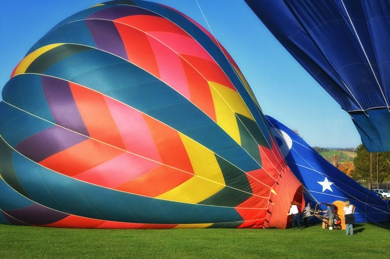 Spring Skies. Hot Air Balloon Rides Over Australia's Picturesque Landscapes.