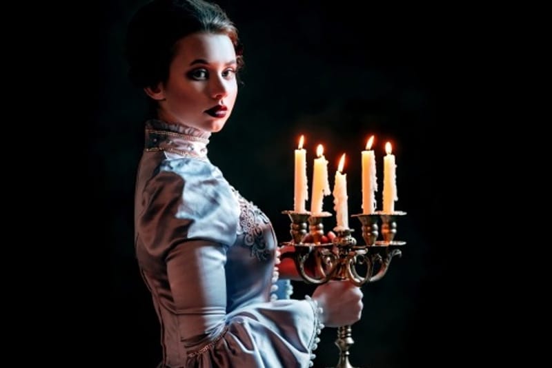 Haunted Hotspots. Must-Visit Locations for Halloween Enthusiasts.
