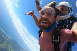 Weekend Skydive from 15 000ft, Byron Bay
