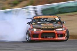 Drifting Thrill Ride, 8 Laps