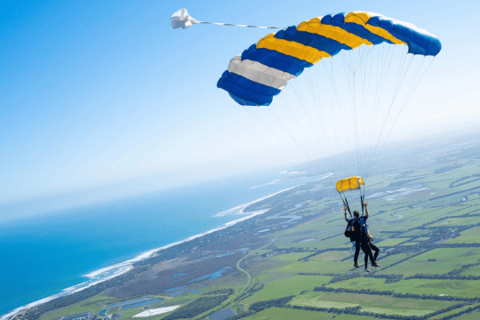 Tandem Skydive of the Great Ocean Road, Weekend