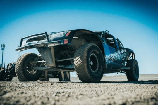 V8 Trophy Truck and Can-Am, 18 Laps