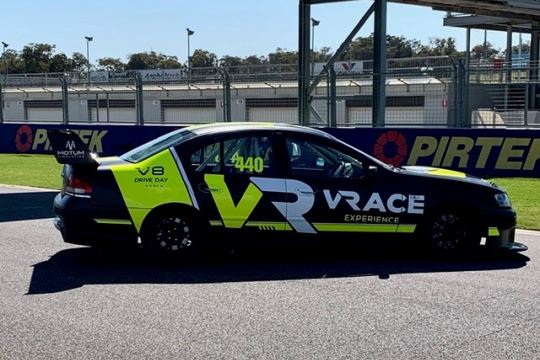 Drive a V8 for 6 Laps at Barbagallo