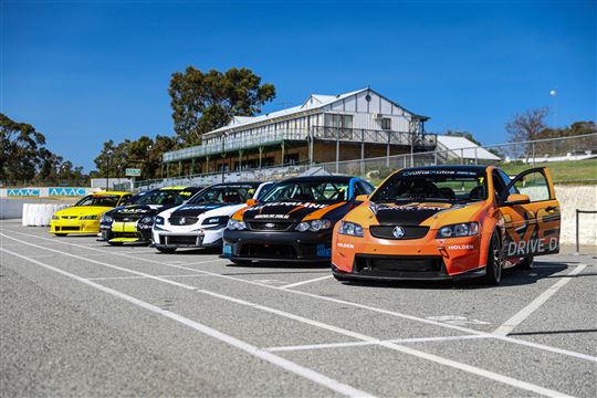 V8 Drive 5 Laps plus 3 Hot Laps