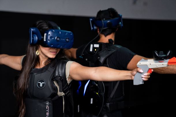 Virtual Reality Arizona Sunshine Roam