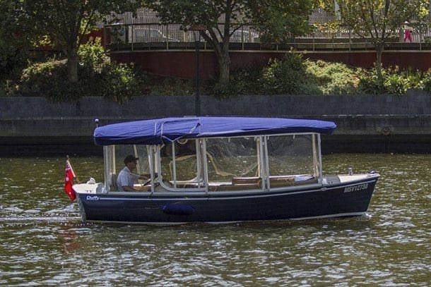 Hire a Luxury Eco Boat for 10 People, 2 Hours