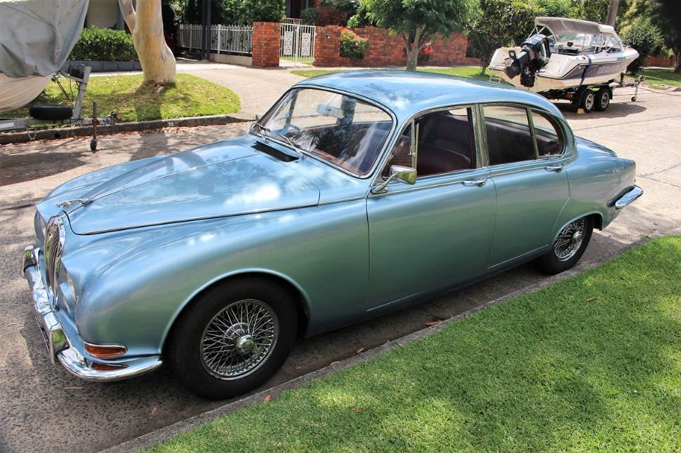 Drive a Jaguar Mk2 1965 For A Day
