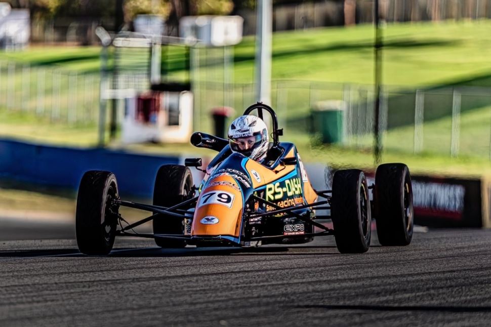 Formula Ford 40 Lap Race Day