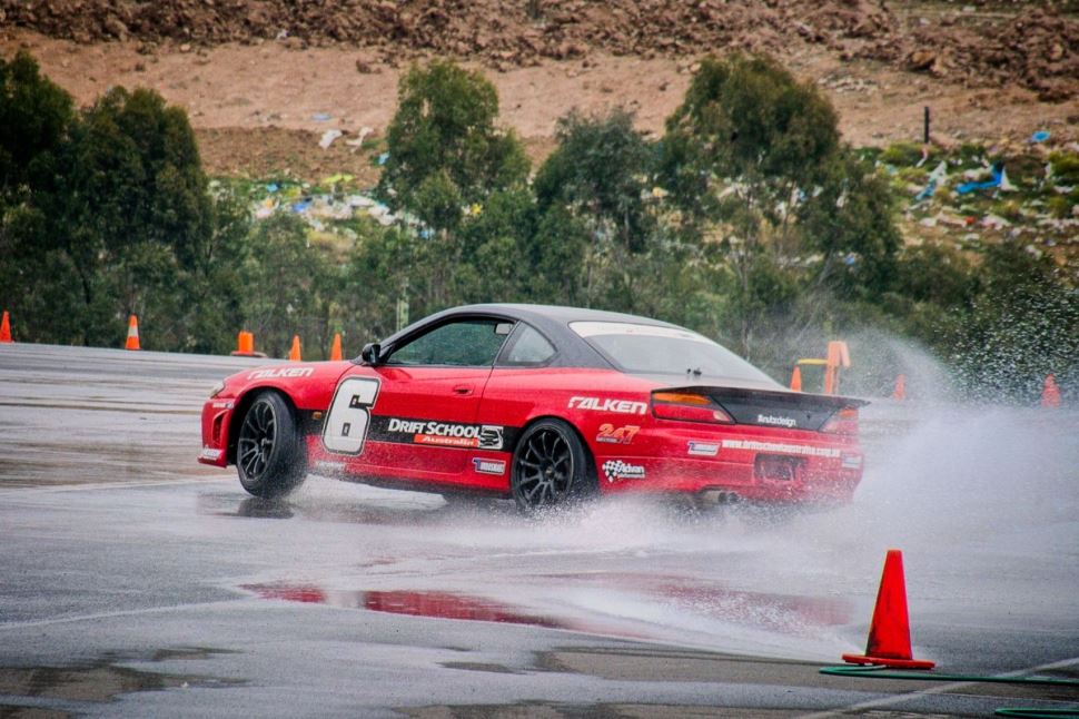 Drifting Thrill Ride, 4 Laps