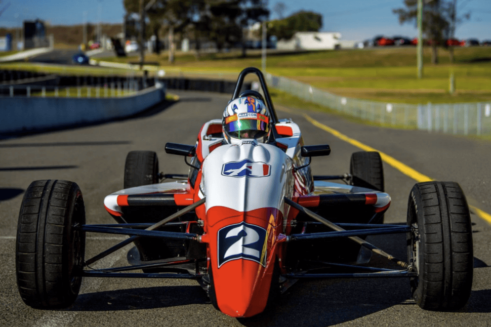 Drive a Formula Ford, 20 Laps
