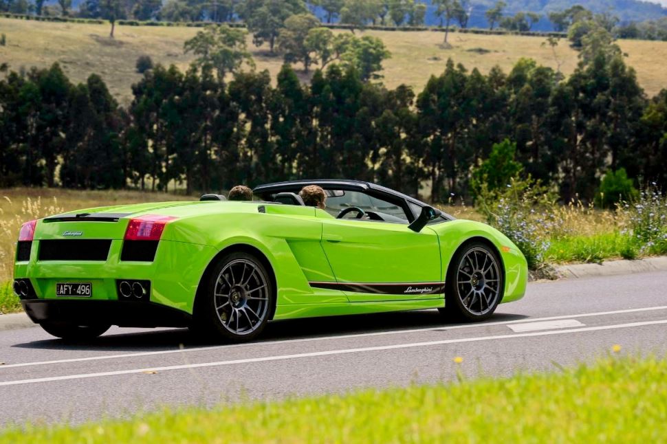 Drive a Lamborghini for 30 minutes