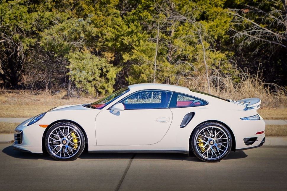 Drive a Porsche 911 Turbo S for 1 Hour