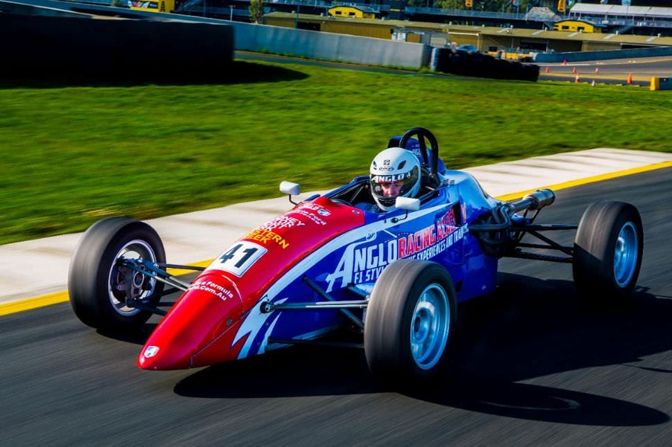 Formula Ford Driving Experience, 10 Laps