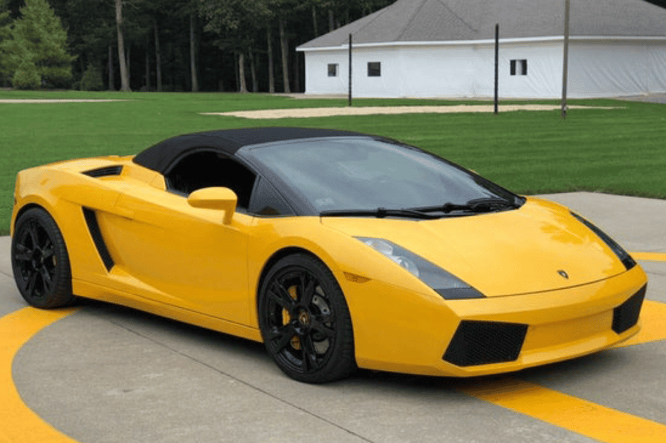 Drive a Lamborgini Gallardo for 2 Hours