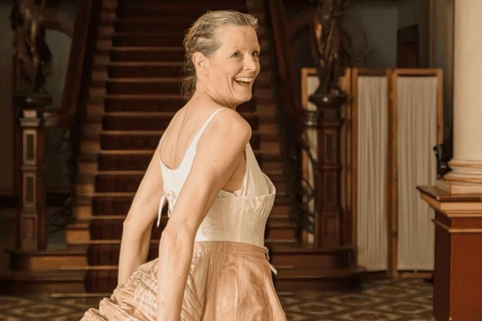 The Dress, Theatre Experience for Two