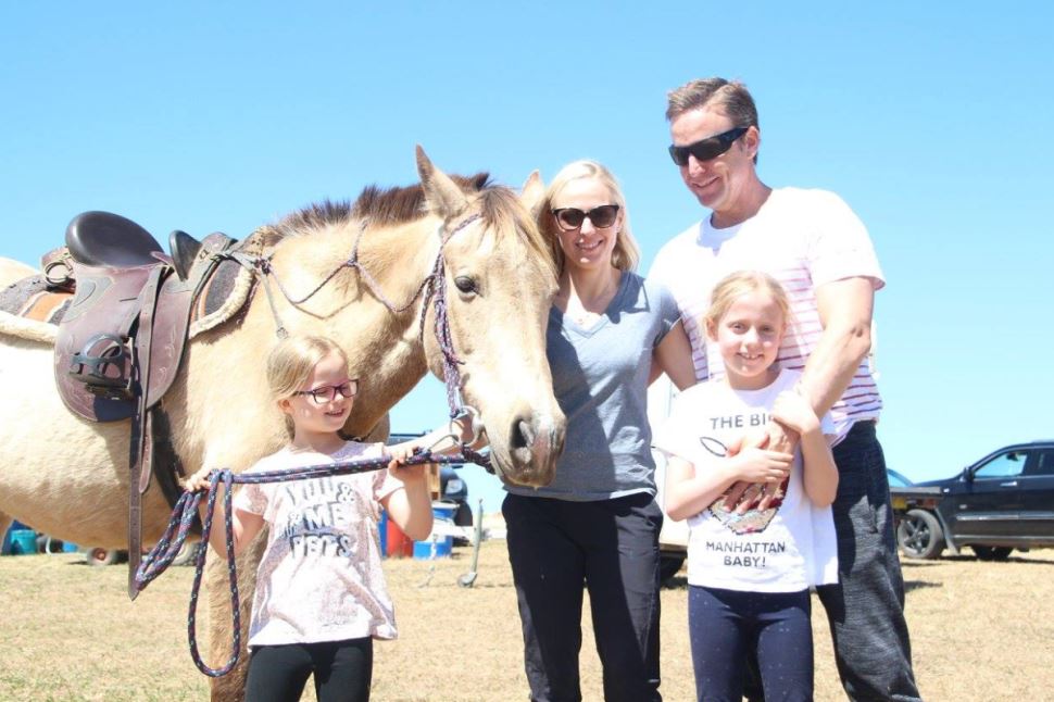 Family Horse Ride, Bushland Trail