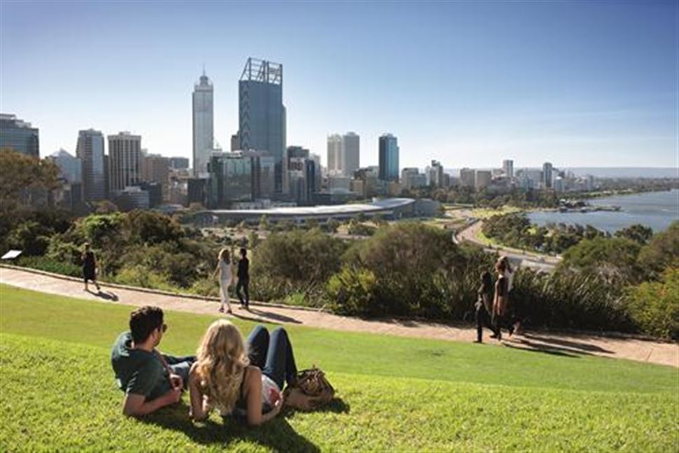 Discover Perth Tour