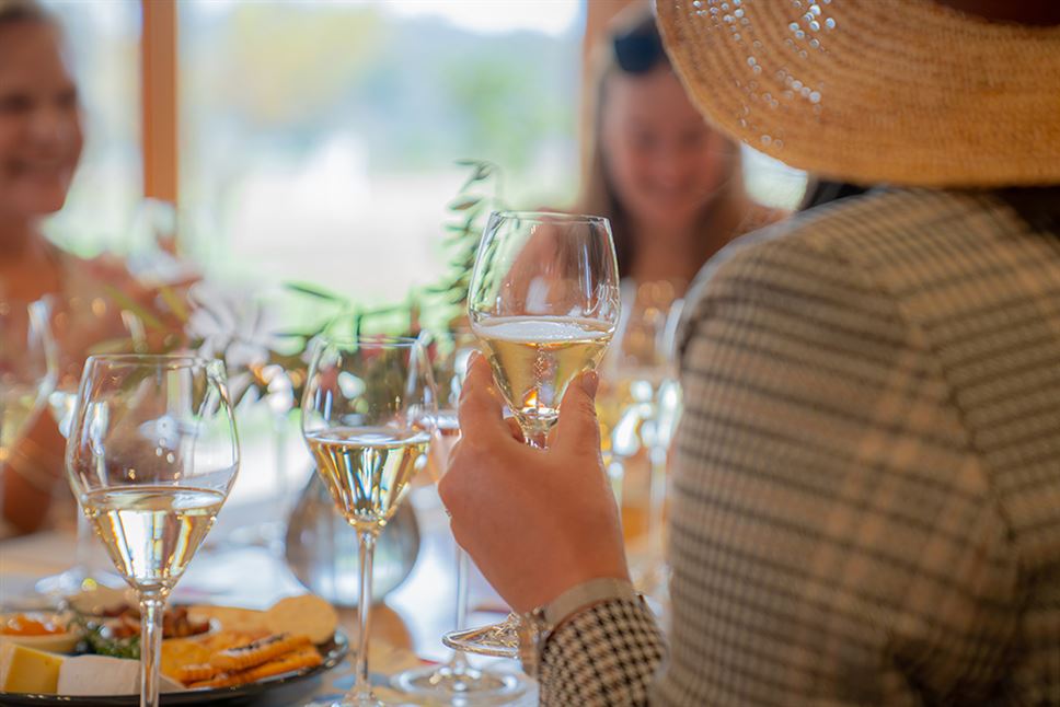 Pop and Fizz Prosecco Tasting for 2