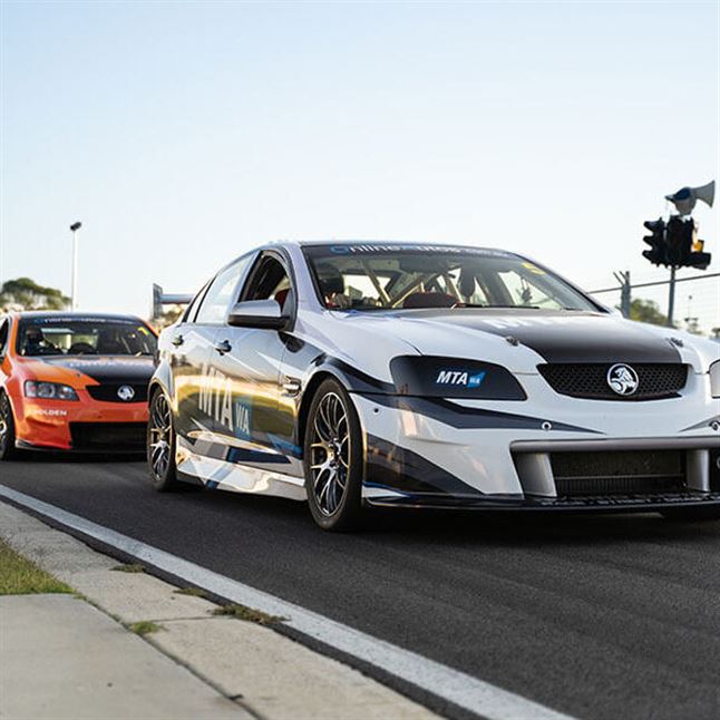 V8 Drive 8 Laps plus 3 Ride Hot Laps