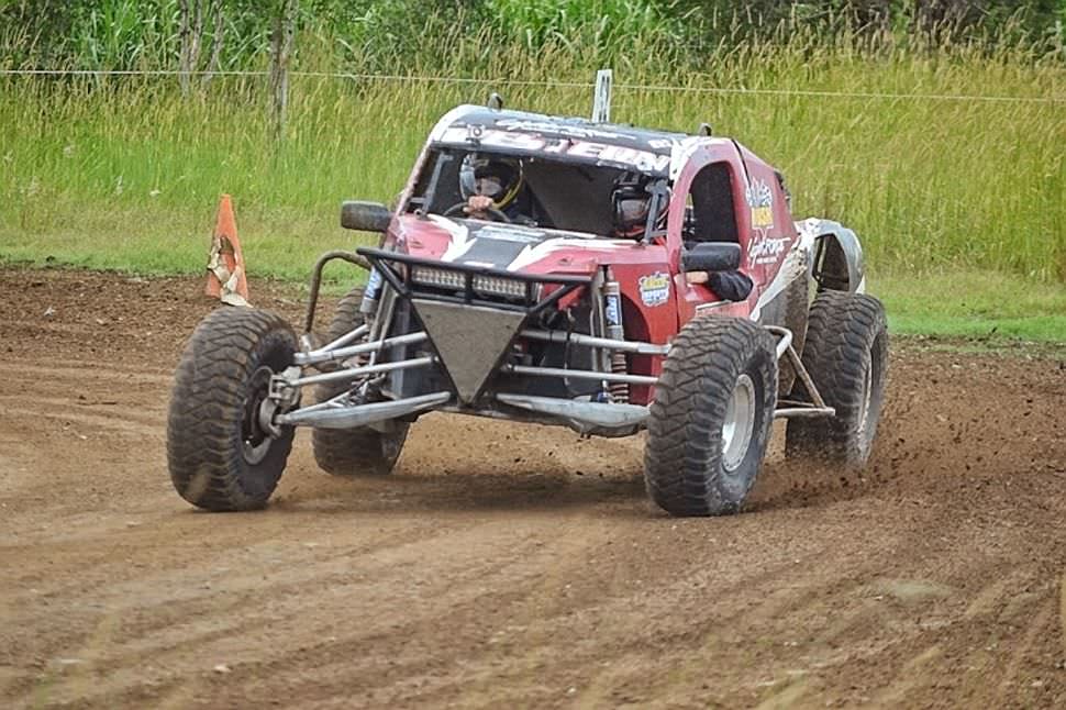 Drive a V8 Buggie for 8 Laps plus 1 Hot Lap