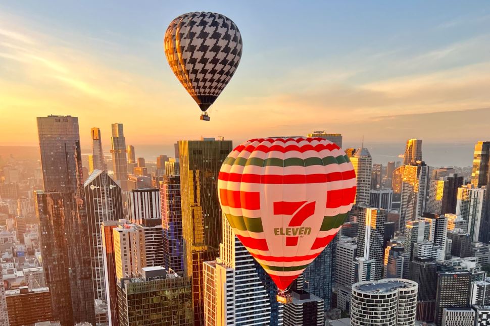 Hot Air Ballooning with Breakfast, Melbourne