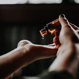 Aromatherapy Massage at Home, 1 Hour