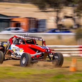V8 Race Buggy, 6 Hot Laps