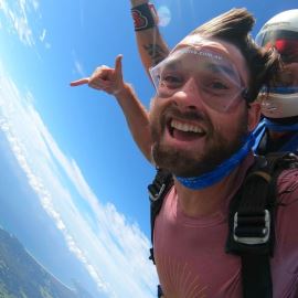 Weekend Skydive from 15 000ft, Byron Bay