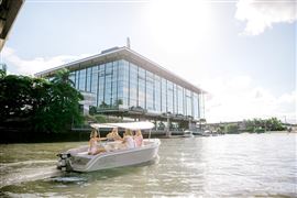 Brisbane Electric Boat Picnic Cruise, 3 Hours