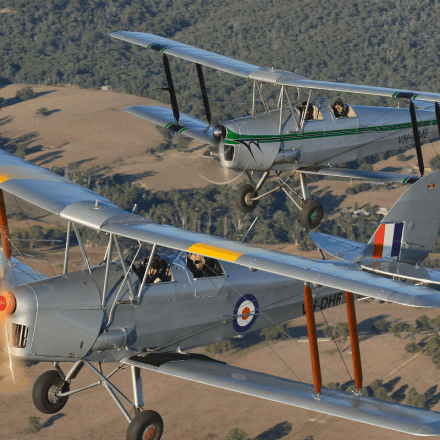 Tiger Moth Formation Flight, 20 Minutes